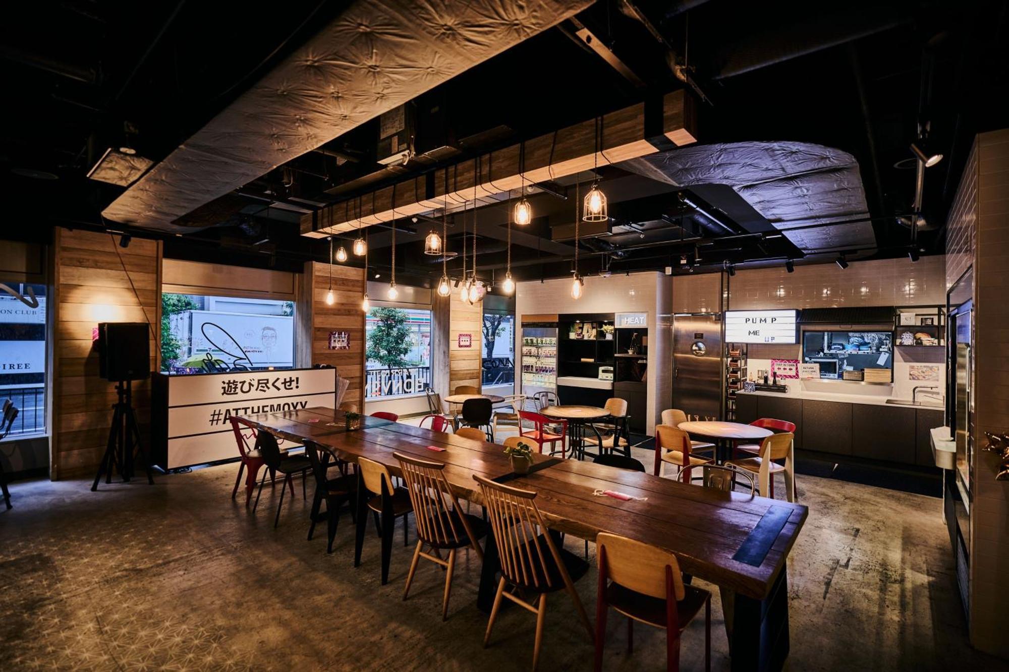MOXY Tokyo Kinshicho Hotel Eksteriør billede
