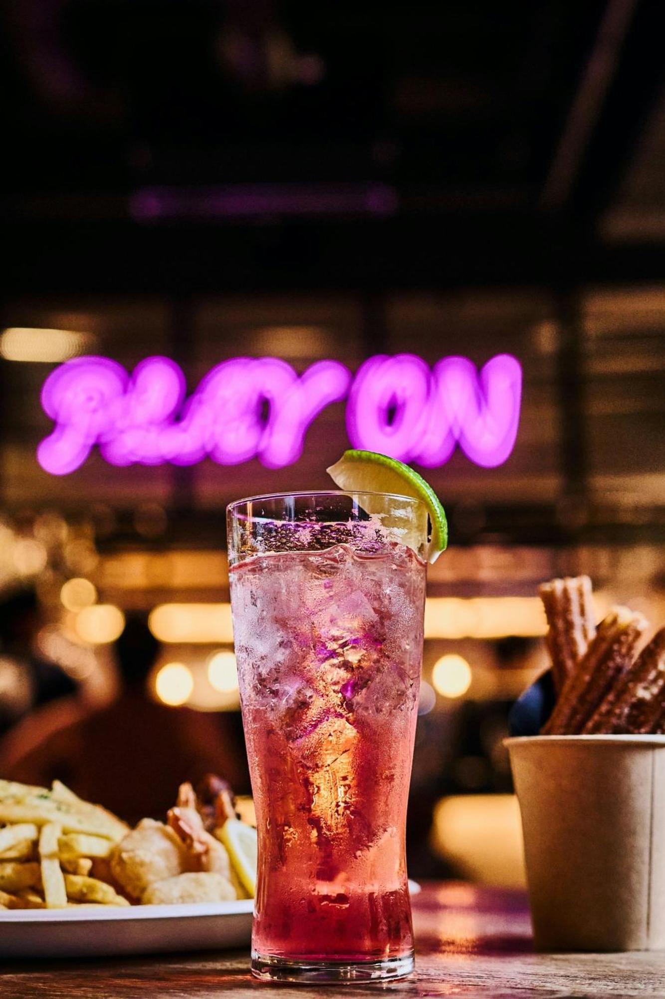MOXY Tokyo Kinshicho Hotel Eksteriør billede